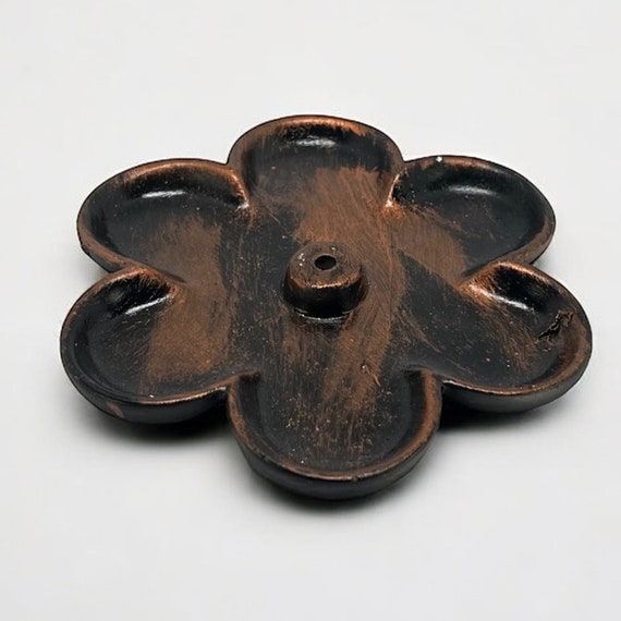 Daisy Shaped Incense Holder, backflow incense burner | meditation gift, home decoration, small incense holder, 8 color options, 15B